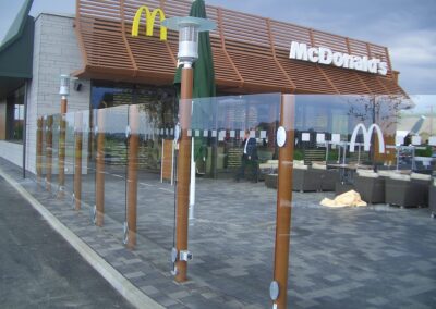 mcdonald’s glaszäune