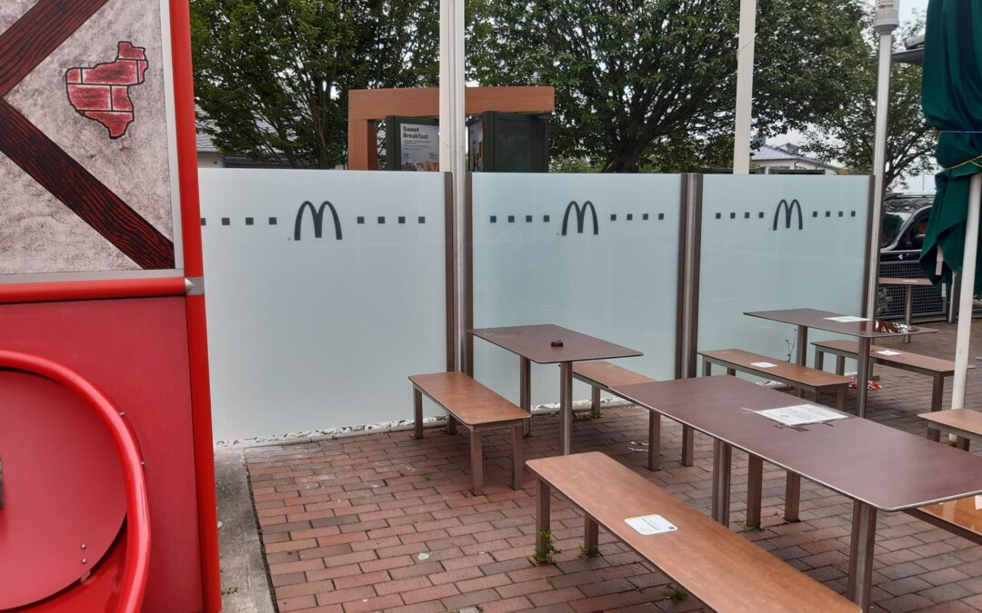 mcdonald’s glaszäune